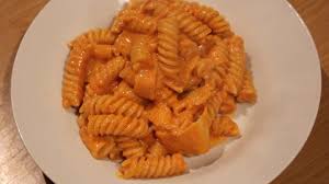 Mezze penne rigate integrali 320 g prosciutto cotto a fette. Pasta Con Surimi Pomodoro E Panna Pasta With Surimi Cream And Pormodoro Youtube