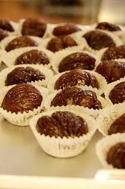 I marron glacè sono dei delicatissimi dolci a base di castagne: Marron Glace Buttalapasta