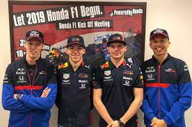 Pierre gasly shop france contact@pierregaslyshop.com. Red Bull Ungkap Alasan Tukar Pierre Gasly Dan Alex Albon Di Sisa Balapan F1 2019 Gridoto Com