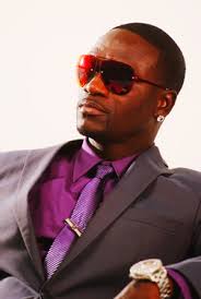 Akon For Listening His Songs Visit Our Music Station Http Music Stationdigital Com Akon Akon Singer Music Station