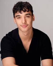 We're saddened to hear the news about Graeme Phillips MBE. Our thoughts are  with the @unity_theatre family where he was Artistic Director for many  years. A real champion of supporting new talent