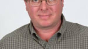 Smith, senior features editor, leaves Fortune