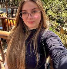 Amanda Zanella (@amandazdc) • Instagram photos and videos