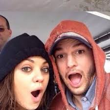 Он стал популярным благодаря роли фандорина в «турецком гамбите». Rassledovaniya Znamenitosti Tajny Chast 2