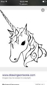 Idea For My Aunt To Add To The Roses For My Mom That Will Be Added To A Mickey Mouse For My Grandma Images Licorne Coloriage Cheval Peinture Licorne