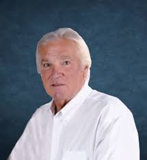 Steven Deaton's Instagram, Twitter & Facebook