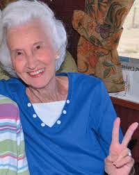 Anna Coffee's Instagram, Twitter & Facebook