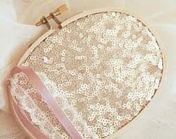 Porte Alliance Bois Tambour Glitter Ovale In 2020 Ring Bearer Pillows Ring Pillow Wedding Lace Pillow