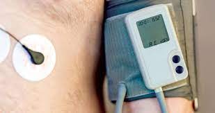 قياس ضغط الدم طوال اليوم يرصد «الحالات المقنّعة»