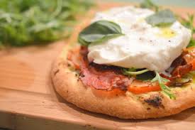 De La Burrata De La Pizza Du Bonheur Dans Ta Bouche Lorni Te Gave De Gras Recette Pizza Pizza Alimentation