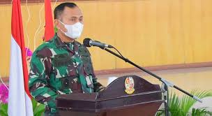 Sementara itu, para pejabat lama yaitu kolonel inf parlindungan hutagalung selanjutnya menjadi pamen denma mabes tni angkatan darat dalam rangkan mengikuti sesko tni, kolonel inf ali aminudin selanjutnya menjabat wadanrindam iii/siliwangi, kolonel cpm reza muhammad h nasution akan menjadi dosen madya seskoad, kolonel czi rudi wahjudiono dipercayakan sebagai asisten logistik kasdam iii/siliwangi serta kolonel inf mustakim akan menjabat sebagai kasiops kasrem 072/pamungkas di yogyakarta. Wakili Pangdam I Bb Danrem 022 Pt Tutup Secara Resmi Tmmd 111 Kodim 0204 Ds Menjaga Indonesia Pengawal Id