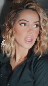 Well lets try posting this again since it didnt work this morning 🤦🏼‍♀️😆  #yellowbrickroad #glittermadnesscurls