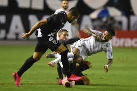 Ponte preta ponte preta pon. Apos Dois Anos Copete Volta A Ser Titular Do Santos Contra A Ponte Preta 15 04 2021 Uol Esporte