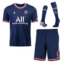 The central red strip is bordered blue, with a collar of the same color fixed by two central buttons. Psg Soccer Jersey Home Whole Kit Jersey Short Socks 2021 22 Minejerseys