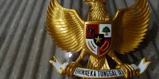 Bhinneka tunggal ika is the official national motto of indonesia. Arti Kata Bhinneka Adalah Beragam Berikut Sejarah Makna Fungsi Tujuan Dream Co Id