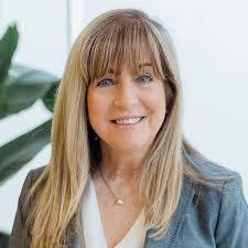 Patricia Eubank's Instagram, Twitter & Facebook