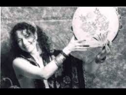 Semsiyemin Ucu Kare Youtube Muzik Semsiye