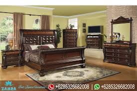 Home » model pintu kamar tidur aluminium minimalis terbaru by kusen aluminium depok 1 comment last update januari 26, 2019 saat ini sudah banyak orang yang menggunakan model pintu kamar tidur alumunium , hal ini tidak terlepas dari keunggulan yang ditawarkan dibandingkan dengan pintu yang terbuat dari kayu. Set Kamar Tidur Modern Jati Model Minimalis Mebel Jepara Mewah Terbaru Herningway Kt 231 Zahra Furniture