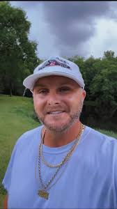 I don't want you to be fan I want you to be my loving woman❤️🌹.If you  really love me proof it to me, by saying I love you Zach Rushing ❤️🌹💕I  promise