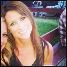 Kari Cagle's Instagram, Twitter & Facebook