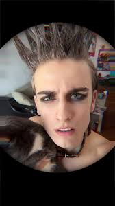 Achieving the Vampire Look: Guyliner & Eyeshadow Tutorial