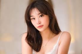 Bukan Kaya Raya, Ini Tipe Cowok Kesukaan Crazy Rich Livy Renata!