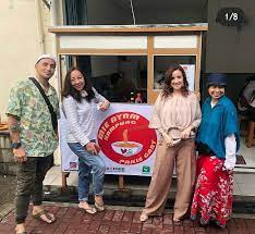 Life is simple but you can't underestimate life. Masih Ingat Gary Iskak Mantan Aktor Yang Terlibat Banyak Kasus Dari Selingkuh Konsumsi Narkoba Hingga Menyekutukan Tuhan Kini Berhijrah Dan Pilih Jualan Mie Ayam Demi Menyambung Hidup Semua Halaman Grid Star