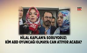 Anadolu lisesini tamamladıktan sonra bilgi üniversitesi'nde psikoloji okudu. Hilal Kaplan A Soruyoruz Kim Abd Oyuncagi Olmaya Can Atiyor Acaba