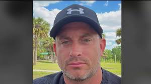 Familiares de cubano con I-220A temen su deportación