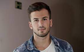 A prova de fogo do novo elenco dos morangos com açúcar aconteceu na gala da tvi, somos portugal. Acidente De David Carreira Recorda Maldicao Dos Morangos Com Acucar