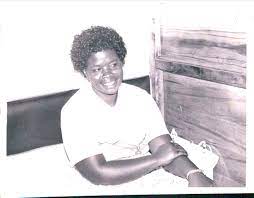 Veteran kenyan radio presenter and announcer gladys erude has passed away. 0bo5qqqxjctupm
