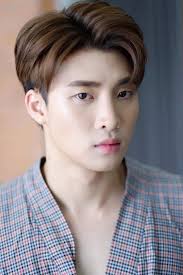 The Graduates (TV Series 2020)