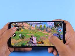 Rovio ha lanzado un juego sin tanta publicidad y alejada de los reflectores que acarrea su juego estrella agry brids, y a dado a conocer un juego que no tiene nada que ver con stas aves los amenos cerdos, es de agradecer que an lancen contenidos interesantes para su pblico. Juegos Para Celulares Que No Son Androy Diez Videojuegos Clasicos Para Descargar En Tu Celular Android O Ios Descubre Juegos Divertidos Y Educativos Pocoyo Para Ninos Pequenos Designerrosa