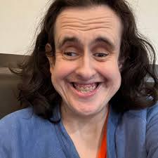 What do I do? Dualingo is working as normal so far but the app looks like  this. How do I mend this? Thanks