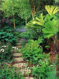 Stepping Stones Through The Woodland Edge Paisajismo