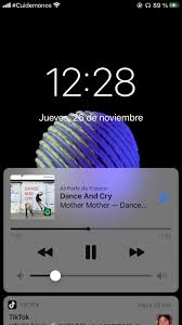 Methods to take screenshots on iphone 7 and 7 plus method 1 : Ios 14 3 Public Beta In Iphone 7 Plus Does Someone Else Is Deleting Notifications And This Happens Iosbeta