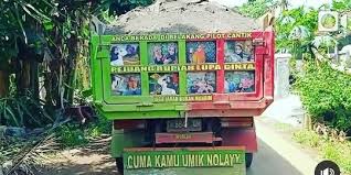 260 km/h ngerinya sopir truk lombok ngejar. Syarifah Firdausi Perempuan Sopir Truk Asal Jember Yang Penampilannya Necis Merdeka Com