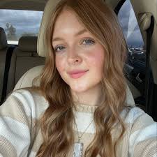 How to get Hoya plants to flower?