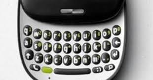 Microsoft Kin One: Fun software, clunky ...