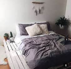 Lit en palette (4 palettes superposées). Lit En Palette 27 Idees Et Photos Pour Vous Inspirer