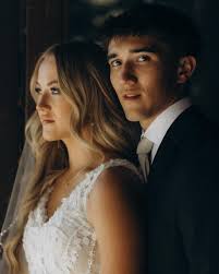 After months of dreaming, designing, and perfecting every detail—I'm so  excited to finally share my brand new website with you! Thank you  @honeythorndesigns for bringing the vision to life so beautifully! Let