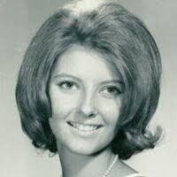 Becky Ray's Instagram, Twitter & Facebook