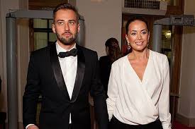 O studiaza cateva clipe cu coada. Fiul Jannei Friske A Implinit 8 Ani Dmitriy Shepelev Pentru Prima Data I A Organizat O Petrecere Pe Cinste Aceasta Va Fi Prima Zi De Nastere La Care Isi Invita Prietenii