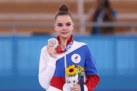 Днем ранее ее сестра арина первенствовала в. Fzoekwndsh85pm