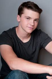 He is of mixed ethnicity and holds american citizenship. Joel Courtney Bio Age Height Weight Net Worth Facts And Family Idolwiki Com