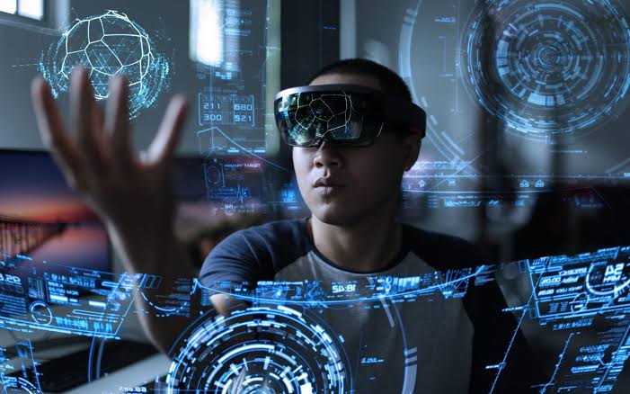 Dampak Perkembangan Informasi Teknologi