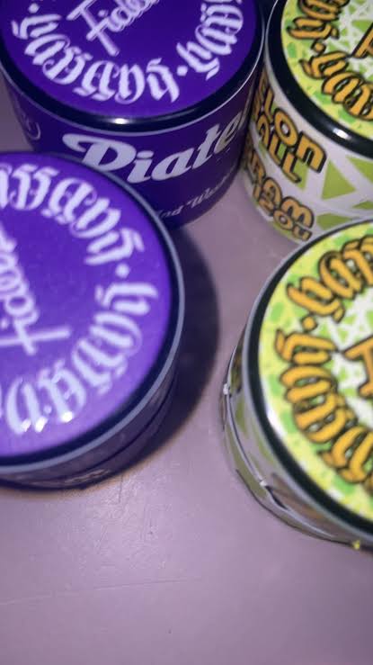 Conditionnement neutre et discret pour la livraison rapide de Piatella Hash en France