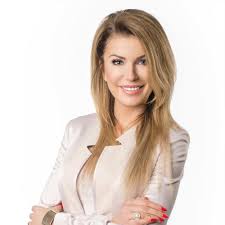 Poznali się na jednym ze spotkań biznesowych i od razu zapałali do siebie uczuciem. Zaneta Stanislawska Gentlewoman Gentlewoman