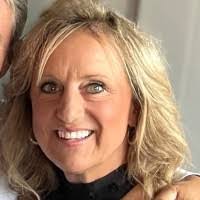 Ashley Stansell's Instagram, Twitter & Facebook