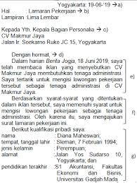 Tapi jika menurut anda alamat tidak akan diperlukan, anda bisa menulis email dan nomor handphone saja pada amplop lamaran kerja. Perhatikan Surat Lamaran Pekerjaan Berikut
